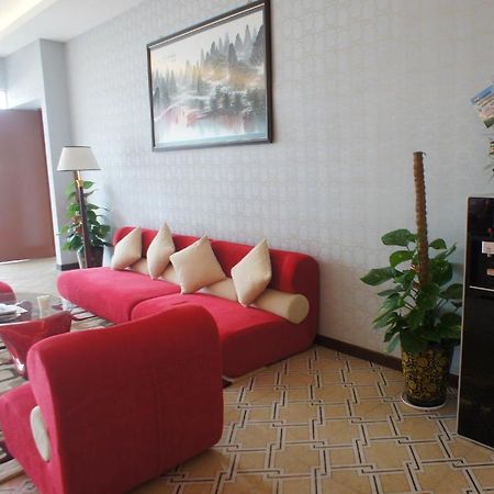 Hotel Zamburger Bukit Indah Johor Bahru Extérieur photo